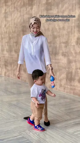 Semoga bunda ga liat 😮‍💨 cukup kita berdua aja yg tau 🤫 #ontyvsponakan #fypsounds