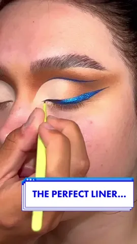 THIS. LINER. IS. HEAVEN. you can get the whole collection for £17!!!! 🥲😏🥹 #makeupartist #mua #linertutorial #eyelinertutorial #Eyeliner #makeuphacks #madebymitchell #blursh #fyp #viral