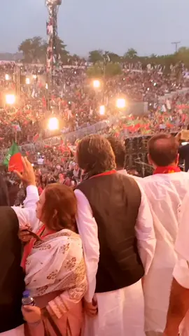 Chairman Imran Khan entry in Multan Jalsa stage