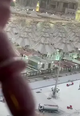 Ya Allah hum sub ko Madina sharif ki ziyarat ada farma. Ameen #muslimtiktok #madina #masjidnabawi #saudiarabia #allah #muslim #fyp #foryou