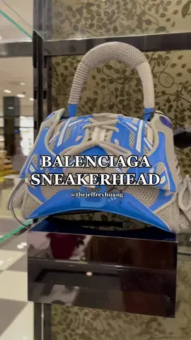 Does anyone have this? #balenciaga #sneakerhead #purses #luxurypurse