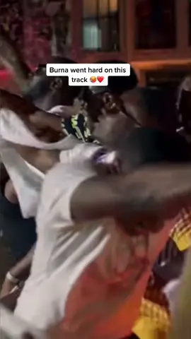 Burna boy ate the song and left no crumbs🥵💯. #burnaboy #burna #fyp #lyrics #lyricsvideo #location