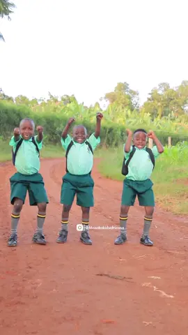 Let's Go To School! 🕺💃🏿🎒 📚💙  #viral #tiktok #schooltime #BackToSchool #masakakidsafricana #masakakidsafricanadance #kids #tiktokindia