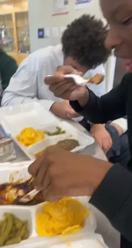Eating mystery meat is crazy🤮 #schoollunch #fyp #viral #trending