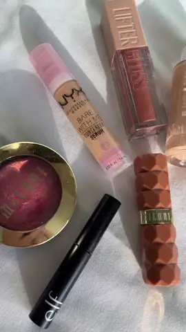 drugstore makeup review ✨ #drugstoremakeup #makeup #makeupreview #haul #cleanmakeup #cleanaesthetic #microinfluencer #maquillaje #blush #lipstick @milanicosmetics @Neutrogena @elfyeah @Maybelline New York