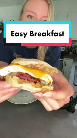 Come make breakfast with me and @morganwallen 💛 #breakfast #sandwich #mcmuffin #athome #morning #grwm #easybreakfast #kidsbreakfast #toddlerapproved #yum #meal #breakfastideas #food #cooking #prep #breakfastprep