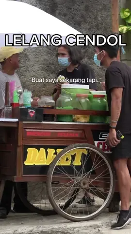 Bapaknya bingung milih mana… 🙂 @aidanmrz