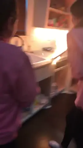😳😳😳 #cooking #CookingHacks #cookingtips #cookingfail #cookingfails #fire #kitchennightmares #kitchennightmare #funnyclips