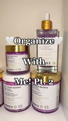 Organize my @Truly Beauty @AMINNAH & @philosophy products with me! 🤍 #organize #selfcaretiktok #showertok #smoothskin #morningroutine #nightroutine #girly #preppy #skincare #fyp