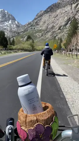 Go head. Romanticize your life once in a while (even when you went on the coldest camping trip of your life 😅😂) #junelake #california #camping #yeti