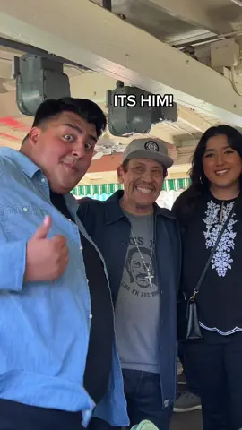 Reply to @stacy1987  met the man, the LEGEND, Danny Trejo 🙌🏽  #trejostacos #fyp#Foodie @Trejo’s Tacos