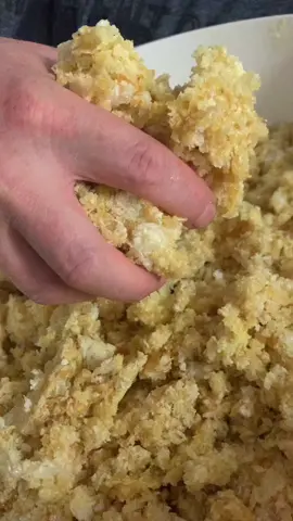The was residues wäre melted info was bar,  like gold #honeycombs #honey #bees #bee #wax #eat #satisfying #satisfyingvideo #honeycomb #bar