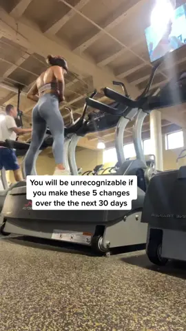 Who’s in 🙌🏼? #yeoreoleggings #yeoreo #fitnesstips #motivation #fitmom #tiktokmom #viral #fyp