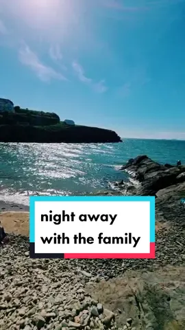 so we decided to go for a random trip to West Wales.. @shit_mums_club is doing her best to keep my busy and smiling #family #van #vanlife #holiday #foryou #couple #MentalHealth #mentalhealthmatters #MentalHealthAwareness