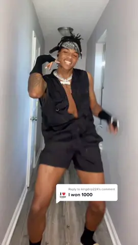 Reply to @kingdrip224  thugin in my hallway 🤷🏽‍♂️😈 BUT DONT FORGET TO RUN YALL BREAD UP BY CLICKING THE LINK IN MY BIO AND PLAYING THE GAME #FYP #fyp #deelodoitall.
