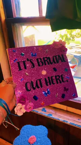 decorating my grad cap :)