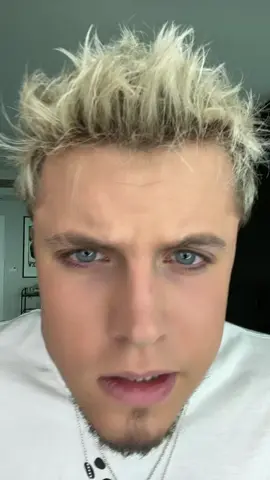 A JEDU BOMBY NA HNEDDDDDDDD