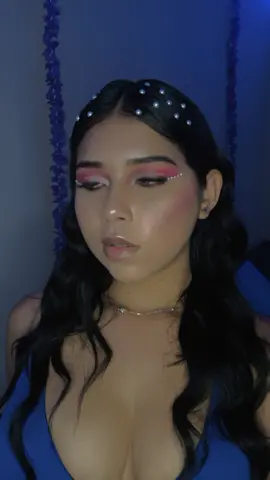 🥳