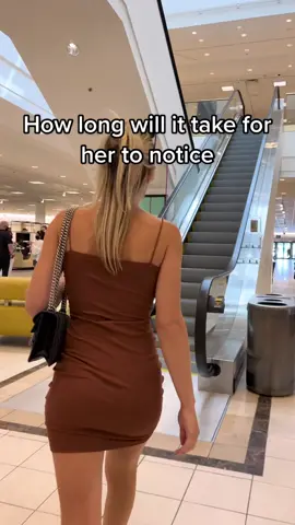 It took her too long 😂 @Kyla #shopping #girls #couplegoals #relationshipgoals #escalator #prankwars #foryoupage