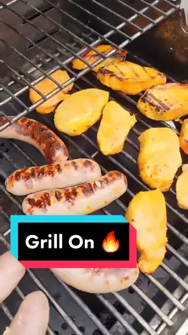 #Summer is right around the corner & we love to grill food for the perfect backyard get-together! #summervibes #recipesoftiktok #cheftips #meals #fyp #catering #LearnOnTikTok #food