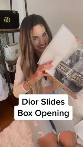 These slides! Love! #fyp #Vlog #vacationmode #OOTD #summervibes #slides #traveltiktok #boxopening #lookwhatcame #summeroutfit