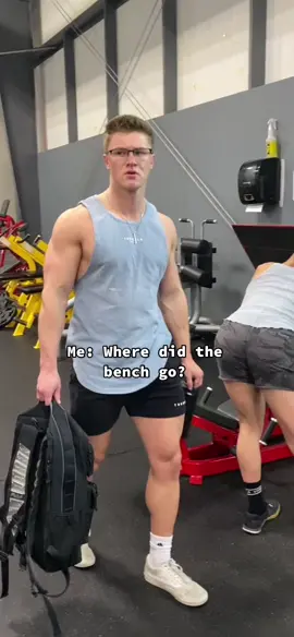 I think I found the secret to benching 405👀
