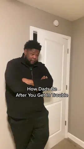 They always come in and say something DEEP!! 💀🤦🏾‍♂️😂😂😂🤣🤣😭😭 #dad #parents #relatable #fyp