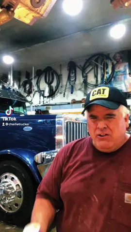 What a messy Tiktok 🤷‍♂️#truckertok #budlight #pennsylnania #owneroperator