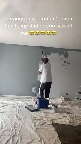 #fyp #dadsoftiktok #daughter I play all day my dad sick of me cause I’m supposed to be helping paint 😭😭😭😭😭
