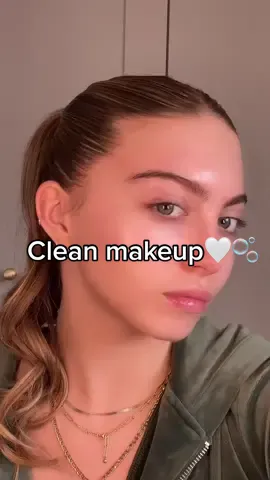 Clean girl makeup 🤍 #cleanmakeup #cleanmakeuplook #cleangirlaesthetic #cleangirlmakeup #cleangirlmakeuplook #makeuptutorial #makeuplook #fyp #annabellehoy