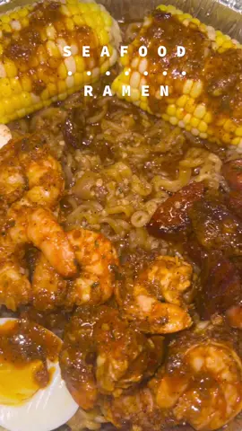 Y’all already know it was busssssss with a lil dash of old bay hot sauce of course 🔥 #cookingwithnauti #ramen #seafoodboil #fypdongggggggg