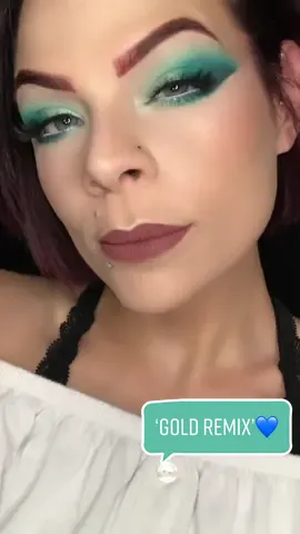 POV: you pressing all those buttons to help support a #smallmua 💙 #mainlymakeupah #beauty #makeup #undiscoveredmua #fypシ #muaunder10k