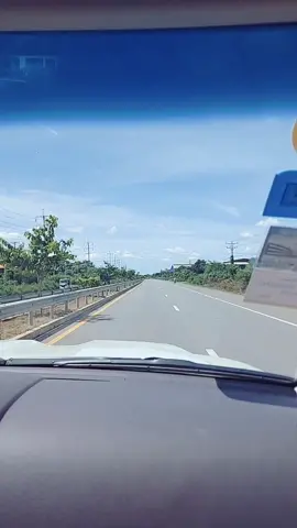 តាមផ្លូវទៅបាត់ដំបងលើដងវិថីថ្មី