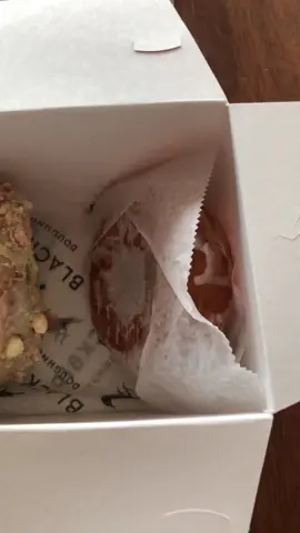 @blackbirddoughnuts review with @nickmano94 lots of winners here #donuts #donutreview #tastetest #blackbirddonuts #bostondonuts #donutsofboston #foodreview
