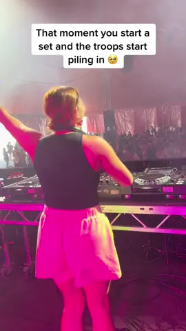 Special moment when this happened @creamfieldsofficial #araveaday #electronicmusic #creamfields