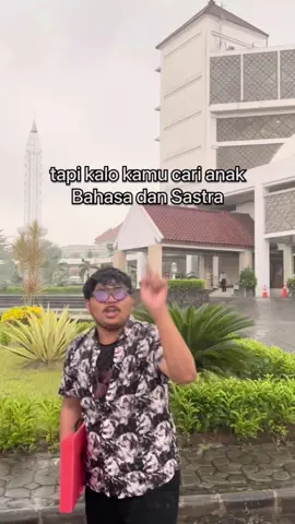 permisi anak bahasa dan sastra mau lewat #bahasadansastraindonesia #pba #umyogya