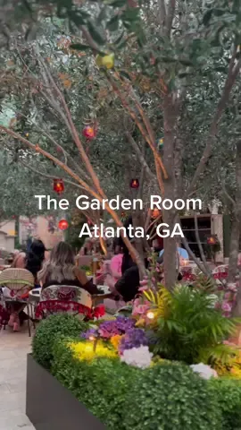 Have you checked out The Garden Room in Atlanta? @St. Regis #fyp #restaurant #Foodie #FoodTok #atlanta #georgia