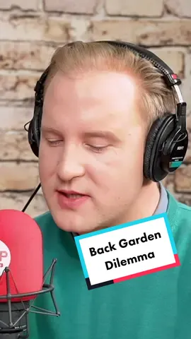 Not what you’d expect when walking into a back garden… #dilemma #storytime #funny #goodday