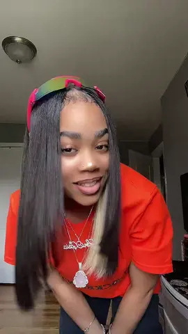 whats yall favorite color 😍? BUT what color do you like wearing the most of ??