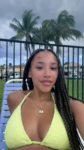 Finally have my braids again 🫶🏽 #knotlessbraids #protectivestyles #curlyhairtutorial #knotlessboxbraids