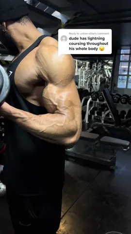 Reply to @unban.s0sa  Call Me Black Lightning 😏 #veins #gymaesthetic #gymmotivation #natty #GymTok