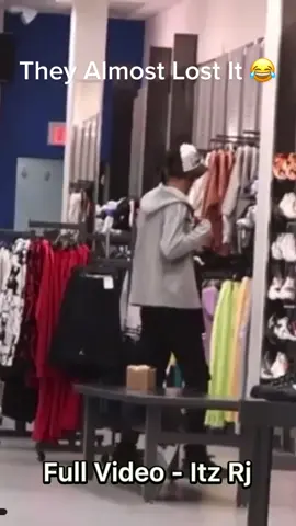 And 2?s 😂🤣 #footlocker #footlockeremployees #and2 #prank #trolling #jidion #itzrj