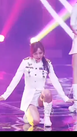 Whattaman by ioi Sejeongssii i miss you dancing 😢. #kimsejeong #godsejeong #gugudan #todaywebtoon #uncannycounter #shinhari #fyp #foryoupage #foryou #ioi #김세정 #fypシ #abusinessproposal