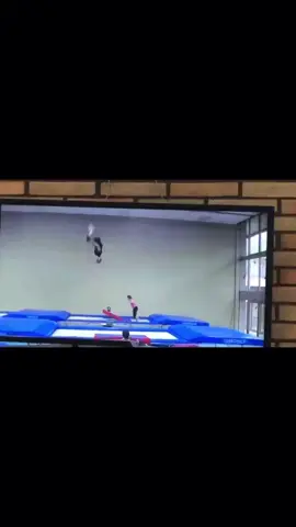 Mir gehts gut HAHAH ist schon länger her #fy #fypシ #fyp #fail #trampoline