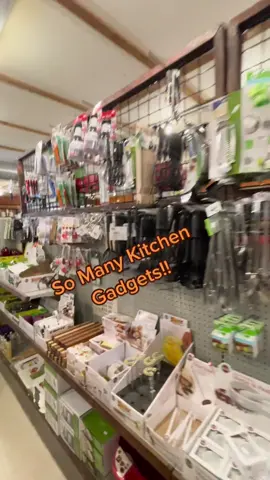 Red Hill General Store Hillsville Va #canningsupplies #shopwithme #shoppinghaul #Vlog #canning #redhillgeneralstore