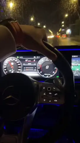 @daniels99999 #mercedesbenz #g63amg #kickdown