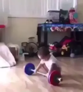Strong baby! #strong #baby #weight #workout #funny #memes #fyp