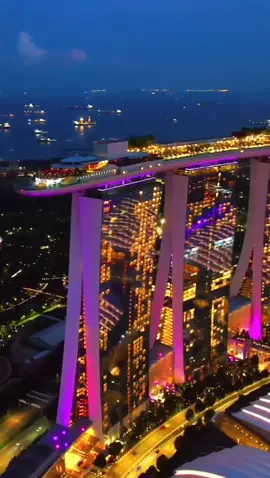 Marina Bay Sands ✨.                              📹: @drone_yachtie                                 #singapore #views #fyp #foryou #night #top #fypシ #lights #marinabaysands