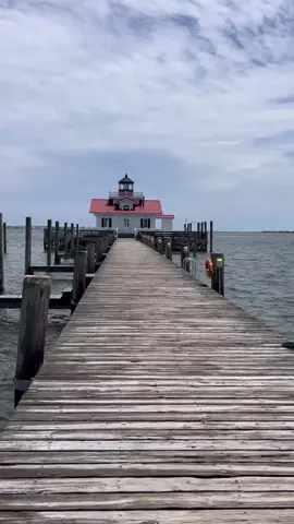 the other day in manteo 🤍🫶🏼🌊