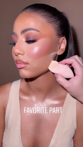 Baking Time 🤍 @Célia  #makeup #makeuptutorial #makeuptransformation #viraltiktok #foryou #tiktokmakeup #makeupartist #MakeupRoutine #baking #bake #bakingpowder #makeuphack #blush #viral #makeuptips #powder #glow #glam #contouring #makeupoftheday